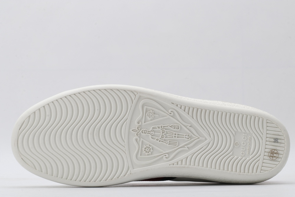 Women s Ace embroidered sneaker